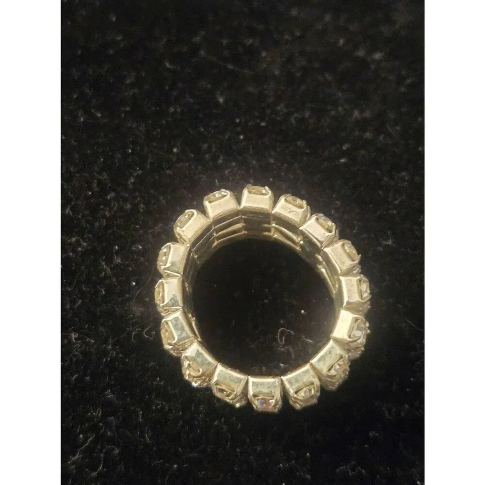 Women's Size 6.5 White Rhinestone 4 Row Eternity Elastic Band Ring